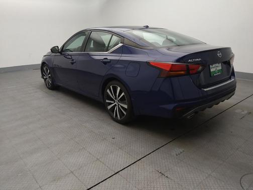 2021 Nissan Altima SR FWD