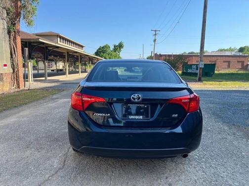 Galactic Aqua Mica 2017 Toyota Corolla SE