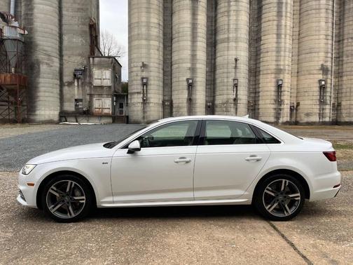 2018 Audi A4 2.0T Premium Plus