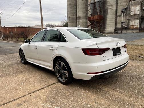 2018 Audi A4 2.0T Premium Plus