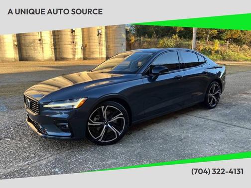 2024 Volvo S60 B5 Plus Dark Theme 4dr Sedan