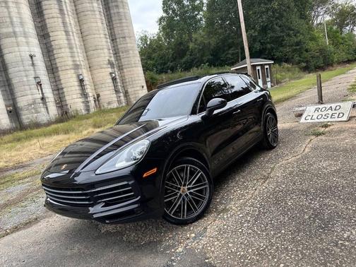 2019 Porsche Cayenne S