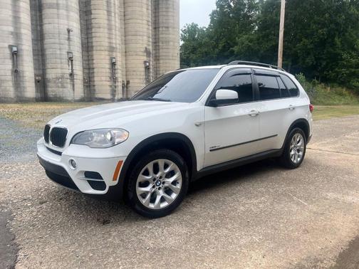 Alpine White 2013 BMW X5 xDrive 35i Sport Activity