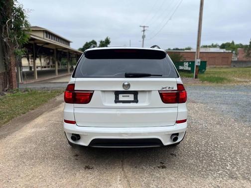 Alpine White 2013 BMW X5 xDrive 35i Sport Activity