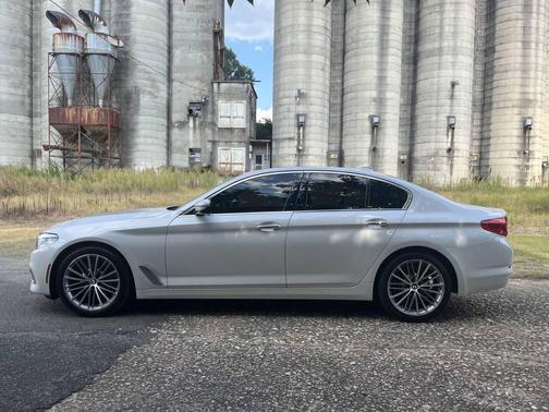 2018 BMW 530 530i 4dr Sedan