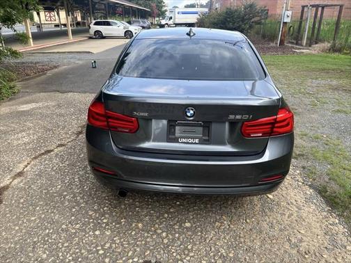 2017 BMW 320 i