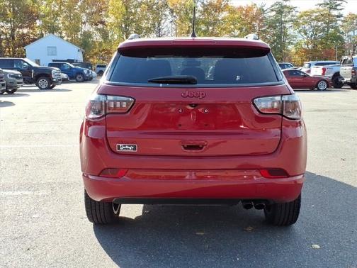Redline Pearlcoat 2022 Jeep Compass LIMITED