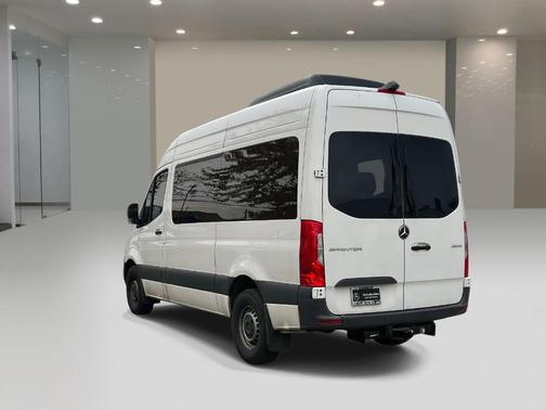 2024 Mercedes-Benz Sprinter 2500 144 WB Standard Roof Passenger