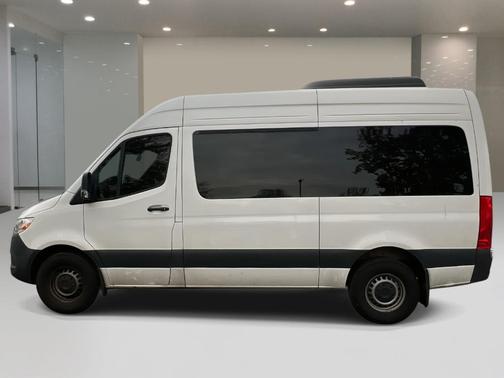 2024 Mercedes-Benz Sprinter 2500 144 WB Standard Roof Passenger