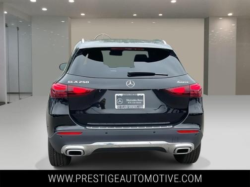 2026 Mercedes-Benz GLA 250 Base 4MATIC