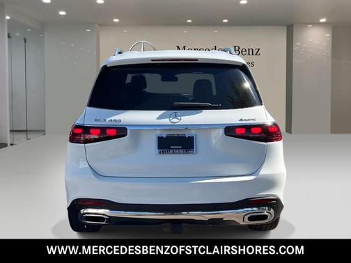 2026 Mercedes-Benz GLS 450 4MATIC