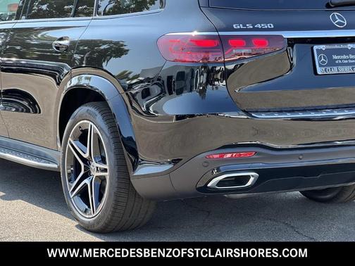 2026 Mercedes-Benz GLS 450 