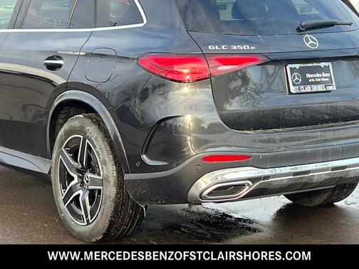2025 Mercedes-Benz GLC 350e Base 4MATIC