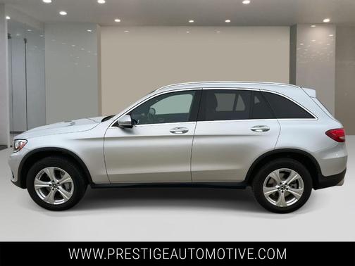 2018 Mercedes-Benz GLC 300 Base 4MATIC