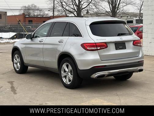 2018 Mercedes-Benz GLC 300 Base 4MATIC