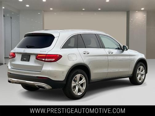 2018 Mercedes-Benz GLC 300 Base 4MATIC