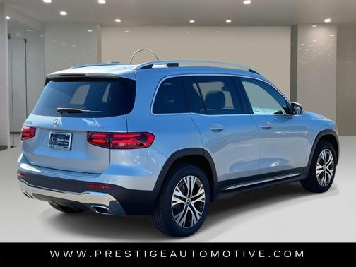 2026 Mercedes-Benz GLB 250 Base 4MATIC