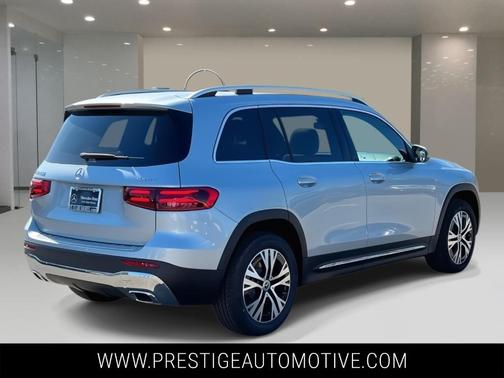 2026 Mercedes-Benz GLB 250 Base 4MATIC