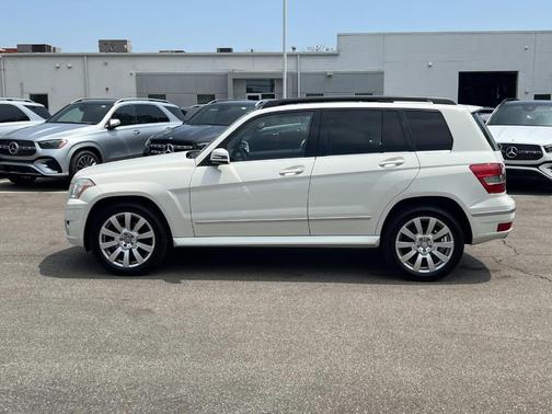 Arctic White 2010 Mercedes-Benz GLK-Class GLK 350 4MATIC