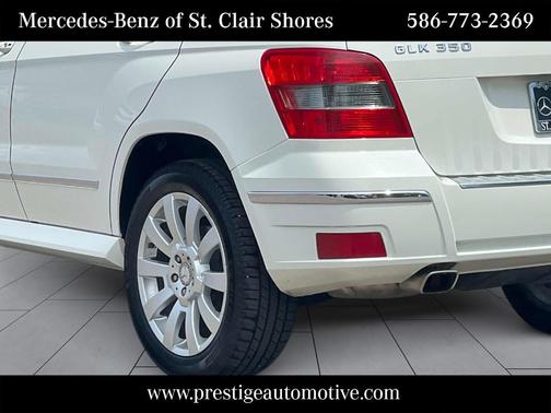 Arctic White 2010 Mercedes-Benz GLK-Class GLK 350 4MATIC