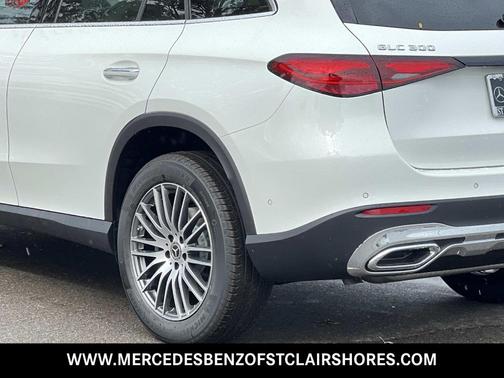 2026 Mercedes-Benz GLC 300 Base 4MATIC