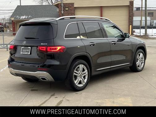 2022 Mercedes-Benz GLB 250 Base 4MATIC