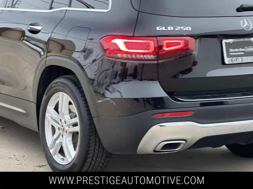 2022 Mercedes-Benz GLB 250 Base 4MATIC