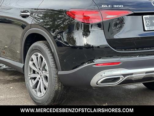 2026 Mercedes-Benz GLC 300 Base 4MATIC