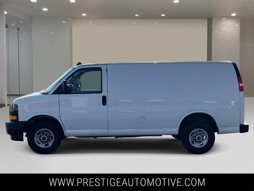 2022 GMC Savana 2500 Work Van