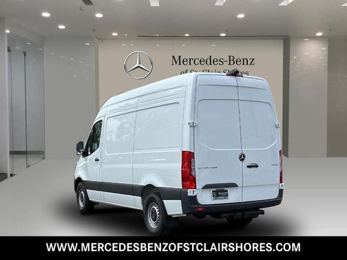 2025 Mercedes-Benz Sprinter 2500 Standard Roof