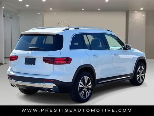 2026 Mercedes-Benz GLB 250 Base 4MATIC