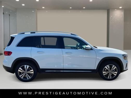 2026 Mercedes-Benz GLB 250 Base 4MATIC