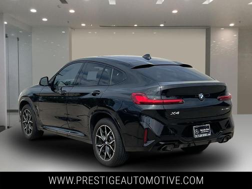 2024 BMW X4 xDrive30i