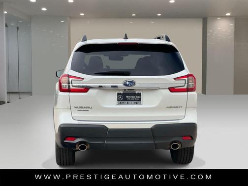 Crystal White Pearl 2023 Subaru Ascent Premium 7-Passenger