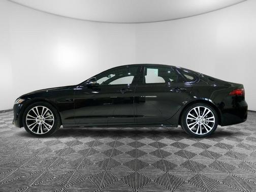 2024 Jaguar XF R-Dynamic SE