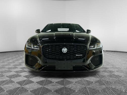 2024 Jaguar XF R-Dynamic SE