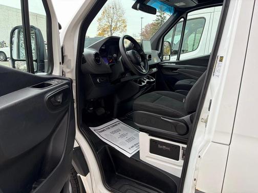 2019 Mercedes-Benz Sprinter 2500 144 WB