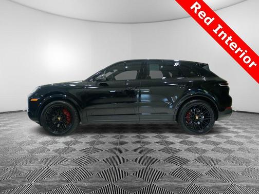2024 Porsche Cayenne S