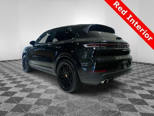 2024 Porsche Cayenne S