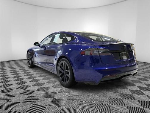 2021 Tesla Model S Plaid