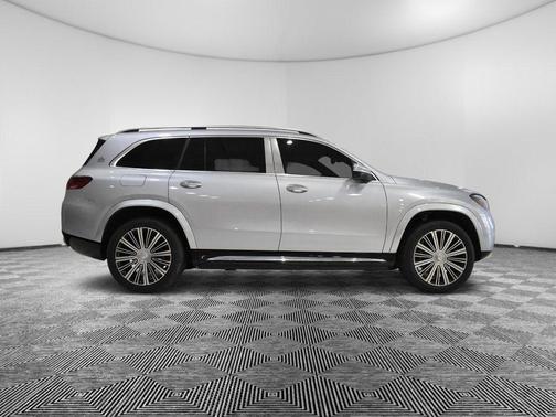 2026 Mercedes-Benz Maybach GLS 600 4MATIC