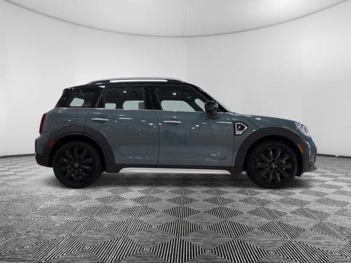 2023 MINI Countryman Cooper S