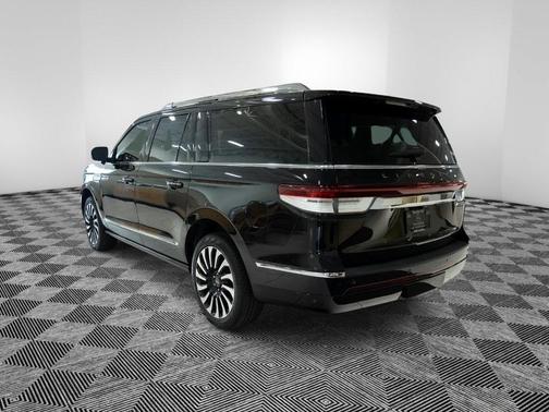 2023 Lincoln Navigator L Black Label