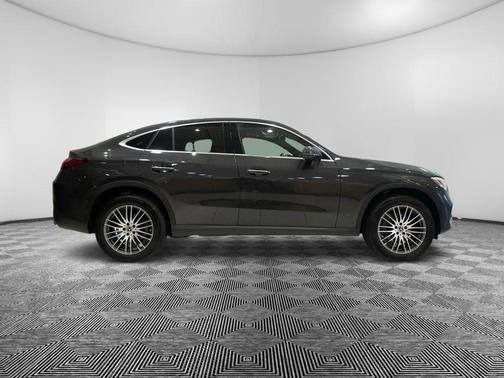 2025 Mercedes-Benz GLC 300 4MATIC Coupe