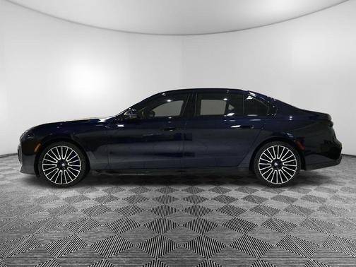 2024 BMW 760 760i xDrive