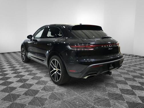 2024 Porsche Macan 