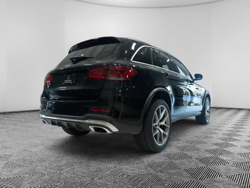 2022 Mercedes-Benz GLC 300 Base 4MATIC