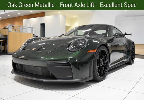 Oak Green Metallic 2026 Porsche 911 GT3