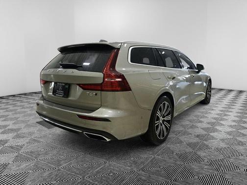 2019 Volvo V60 T6 Inscription