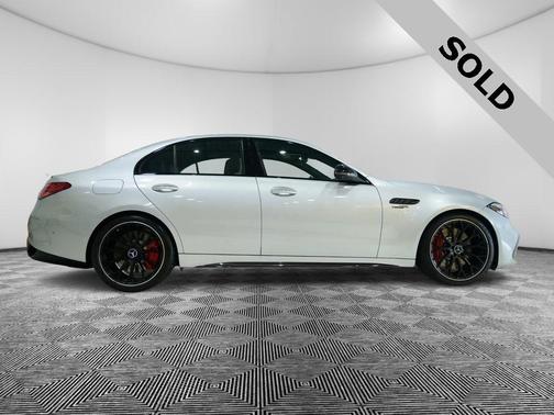 2024 Mercedes-Benz AMG C 63 S E Performance